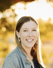 Julia Morse headshot