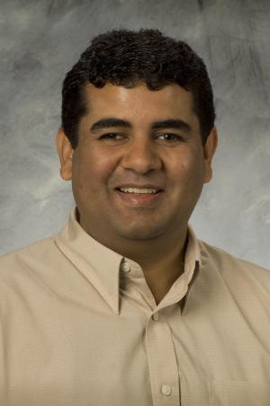 Headshot of Professor Amit Ahuja